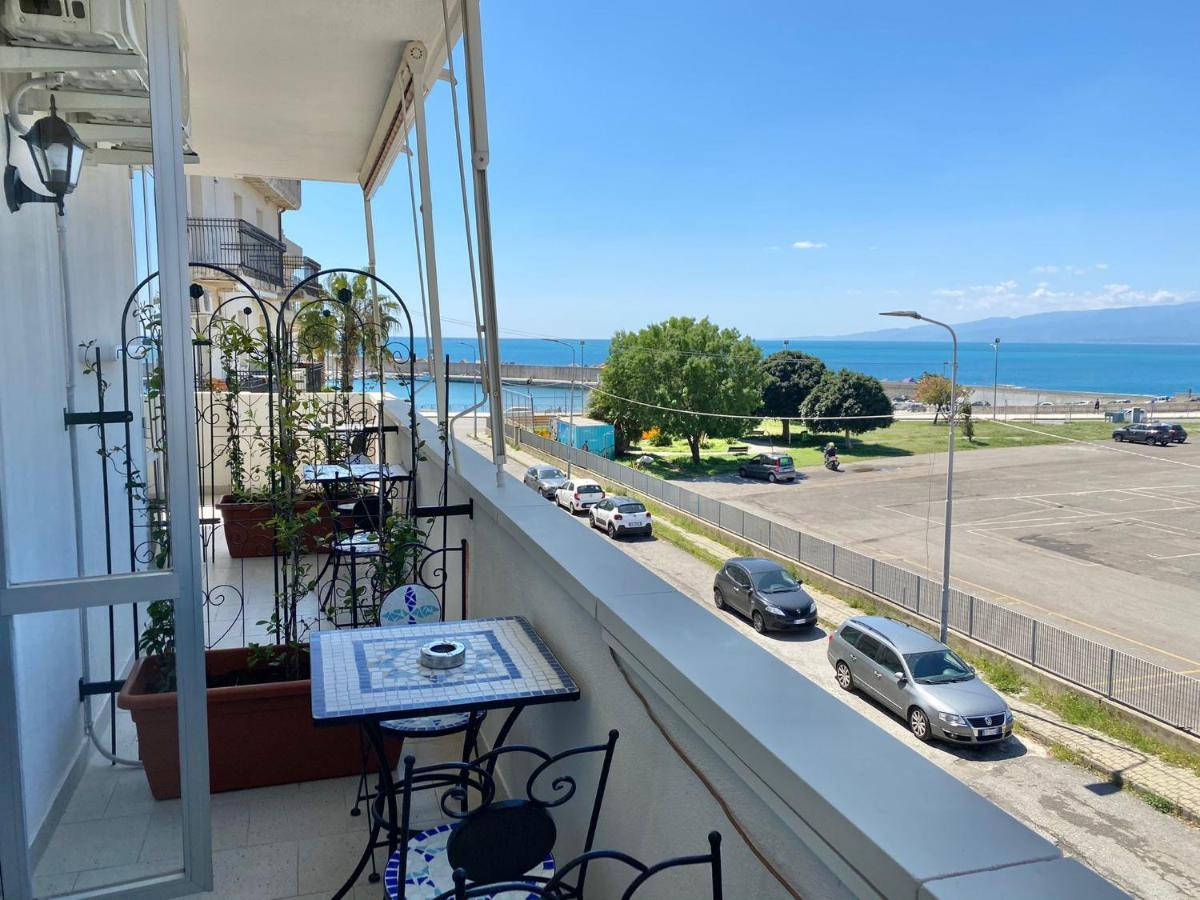 B E B Le Terrazze Sul Mare Catanzaro Exterior foto